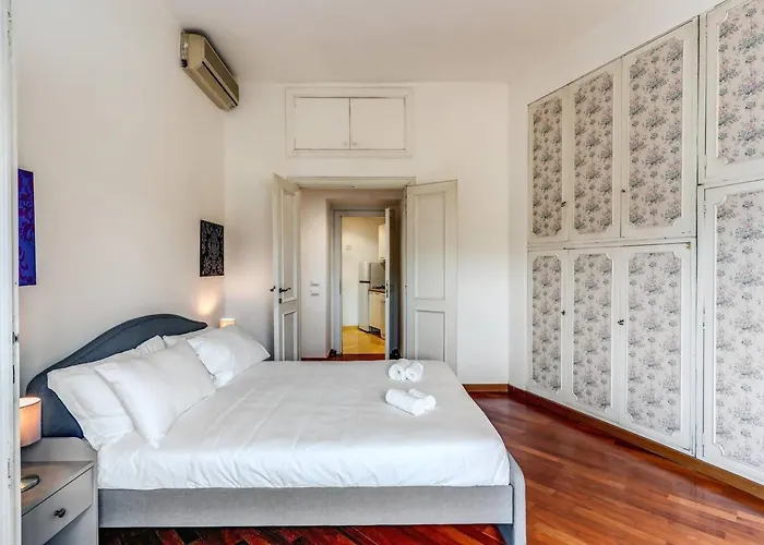 Splendid Flat On The Tiber River * Rome